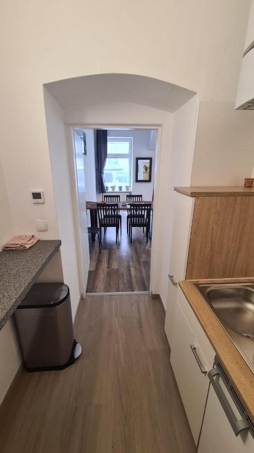 City Apartment Mit Direktzugang Виена Екстериор снимка