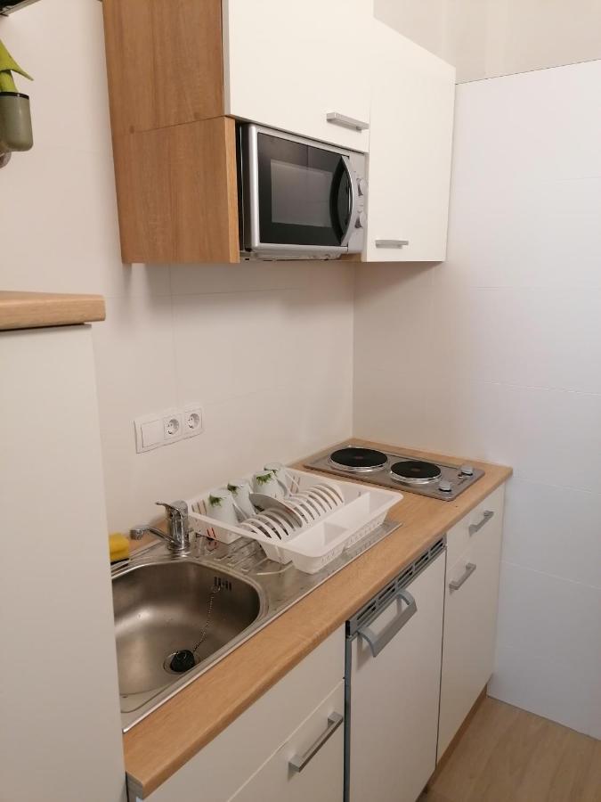 City Apartment Mit Direktzugang Виена Екстериор снимка
