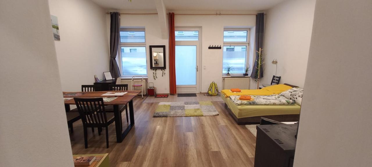 City Apartment Mit Direktzugang Виена Екстериор снимка